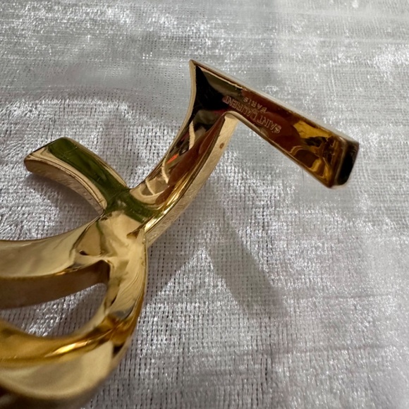 Saint Laurent YSL Monogram Gold Bracelet - Picture 7 of 14